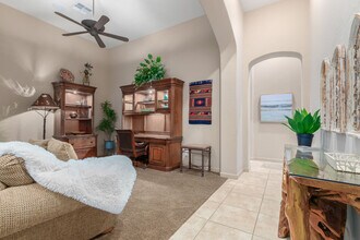 Building Photo - 3644 N Sagewood Cir