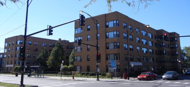 Building Photo - 7500 S South Shore Drive