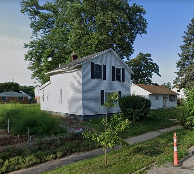 Primary Photo - 2622 W Dunham St