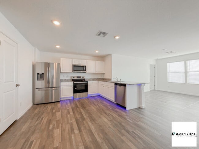 Foto del edificio - A Perfect Blend Of Comfort And Convenience Awaits In This NEW Single-Story 3/2 Home In Buckeye's Vil