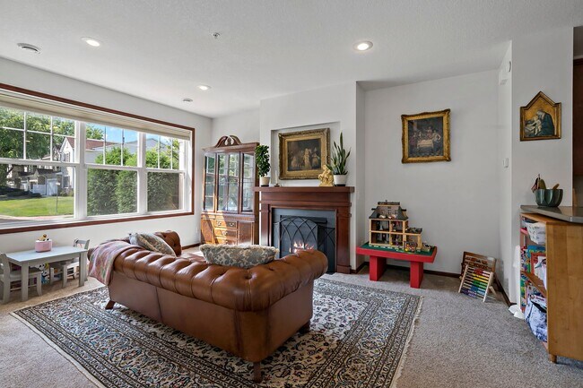 Foto del edificio - 13814 Atwood Ave