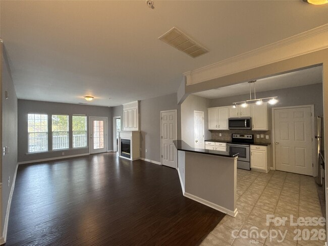 Building Photo - 14335 San Paolo Ln