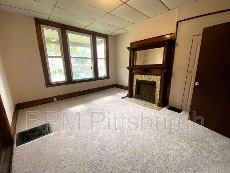 Primary Photo - 1506 Superior Ave