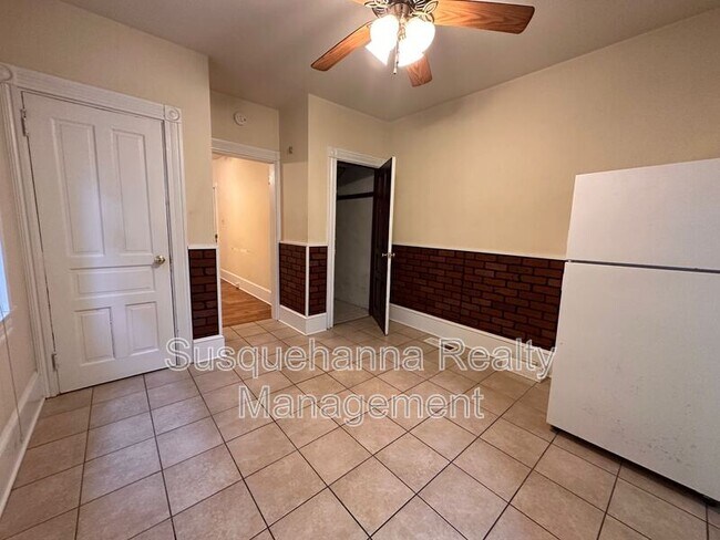 Foto del edificio - 342 N Mulberry St