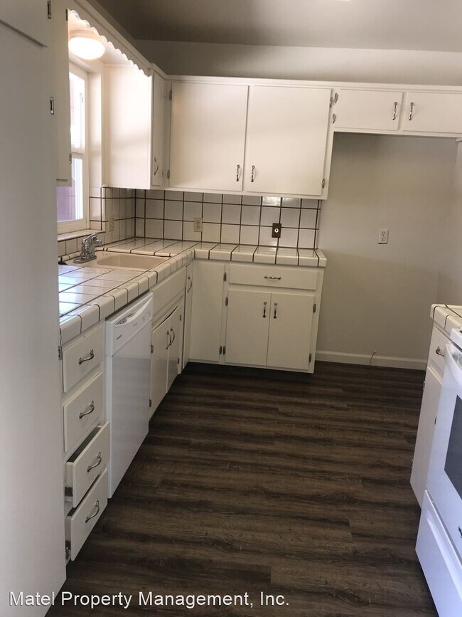 Building Photo - 2 br, 1 bath House - 1750 LOIS WAY