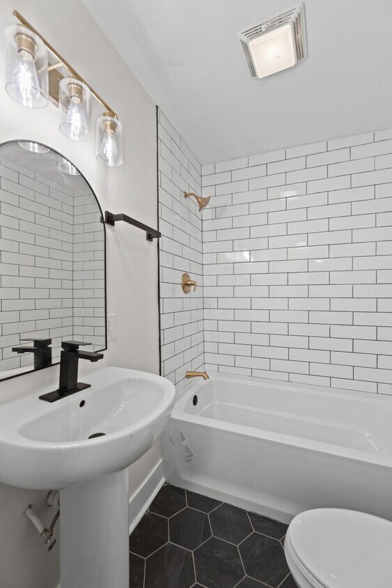 Foto principal - 2217 Cityview Ave