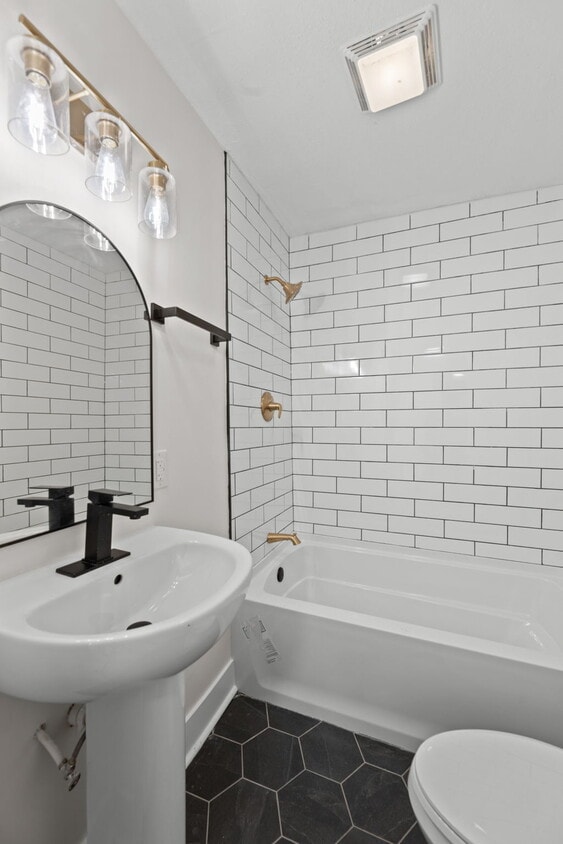 Photo - 2217 Cityview Ave (Knoxville, TN)