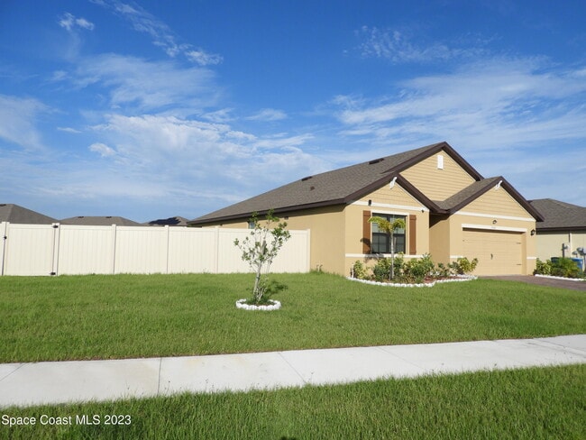 Building Photo - 3782 Coachman Ln SE