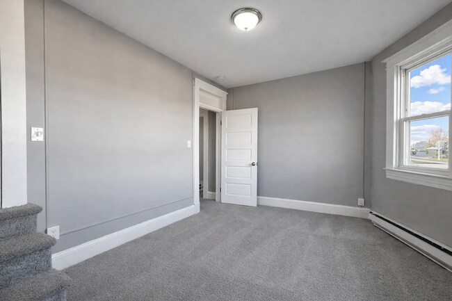 Foto del edificio - 1309 Linden Ave