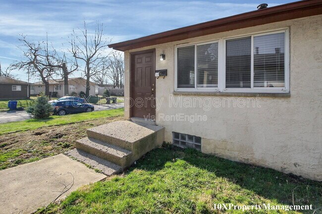 Foto del edificio - 2459 Hiawatha St