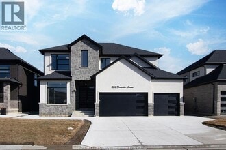 Building Photo - 1534 Clearwater Ave