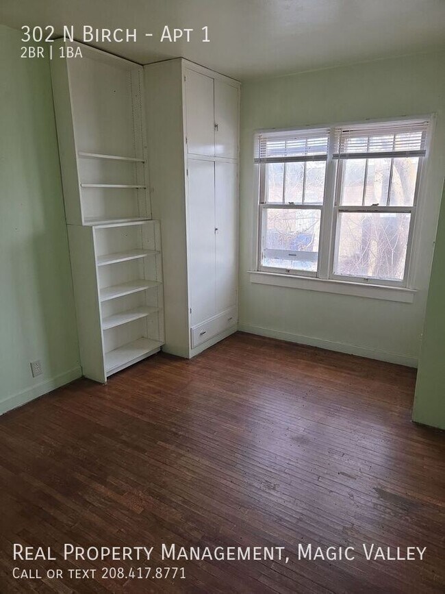 Foto del edificio - 302 N Birch St