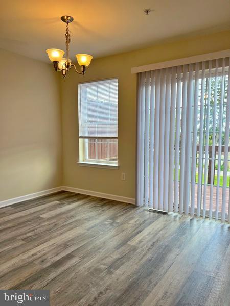 Foto del edificio - 956 N George St