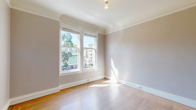 Building Photo - 186 Gough St