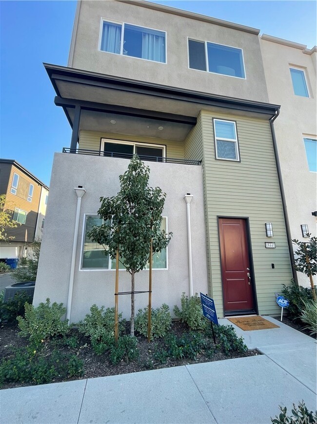 Building Photo - 18441 W Montage Ln