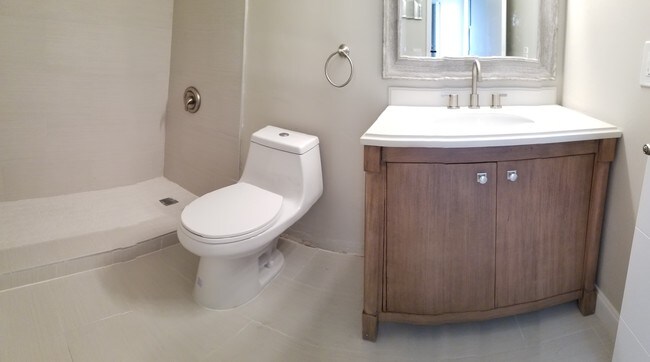 Foto del edificio - 221 W Park Dr