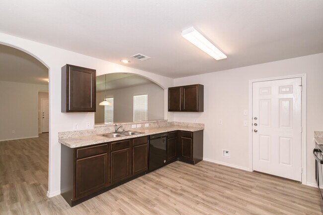 Foto del edificio - 8702 J C Oaks Cir