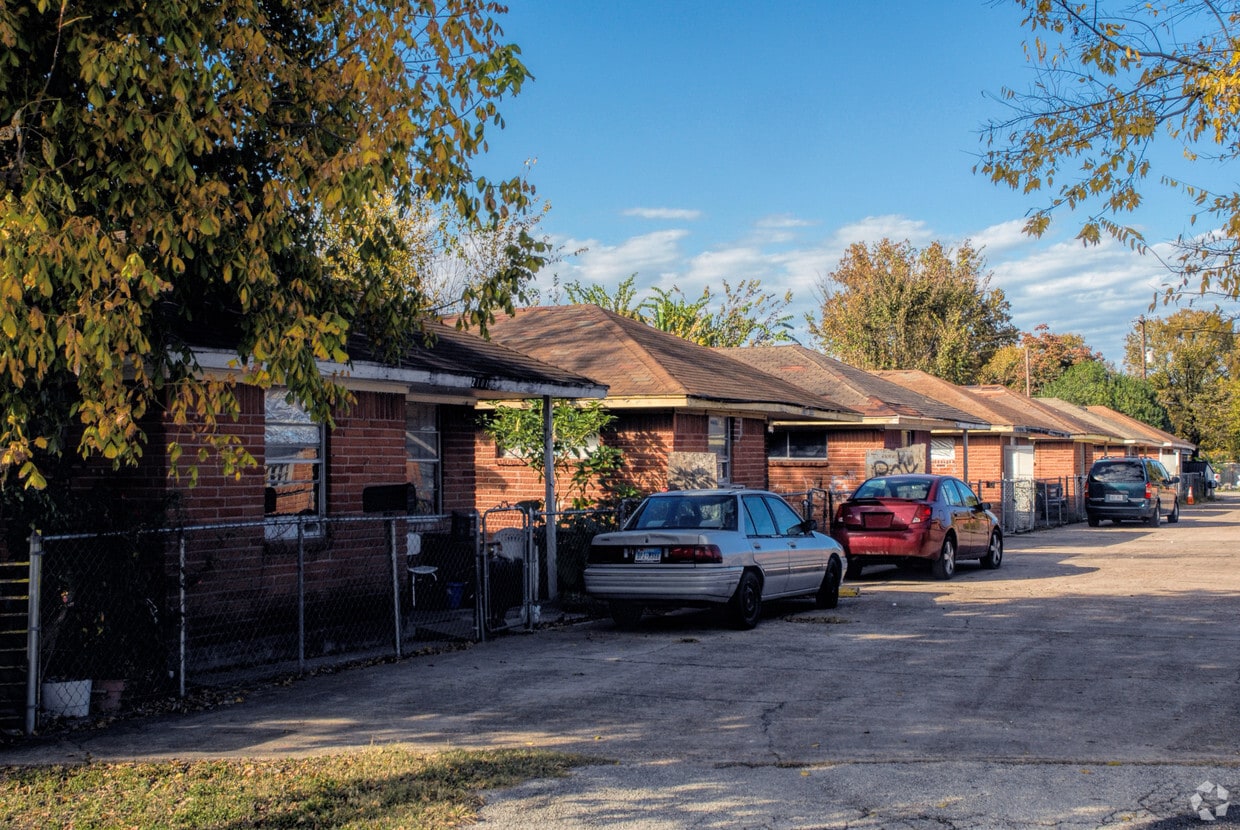 Building Photo - 2116 Pannell St