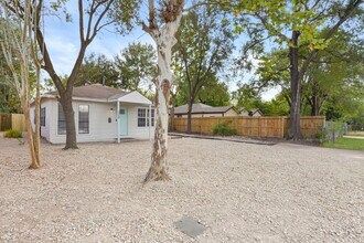 Building Photo - 5530 Malmedy Rd