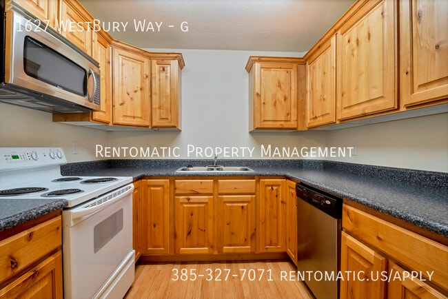 Foto del edificio - 1627 Westbury Way