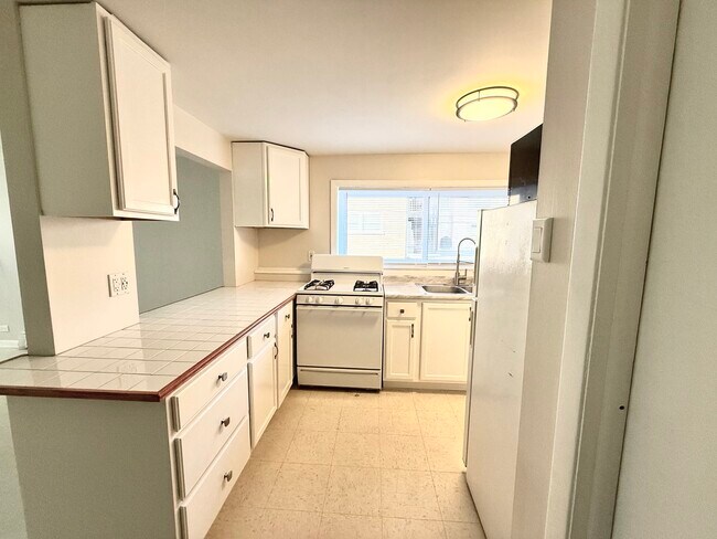 Foto del edificio - 8549 Niles Center Rd