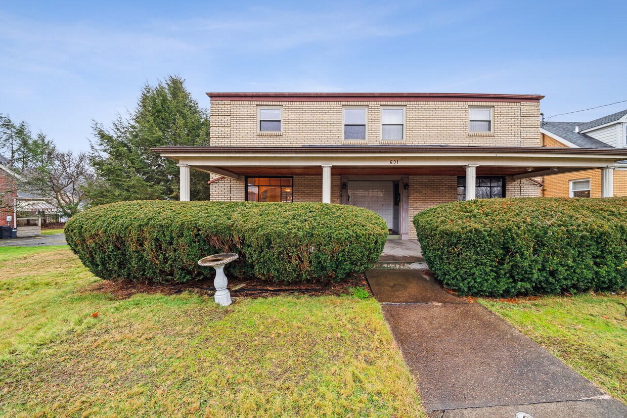 6311 Mount Royal Blvd, Pittsburgh, PA 15223 Townhome Rentals in