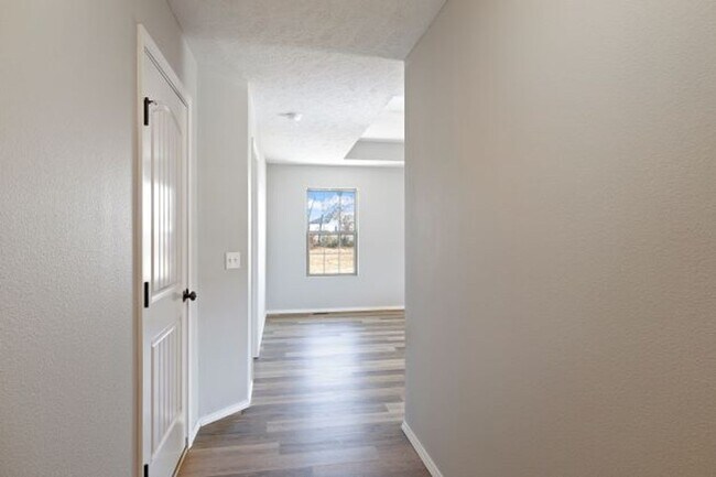 Building Photo - Newly Updated 3 Bedroom Rental in Ozark!
