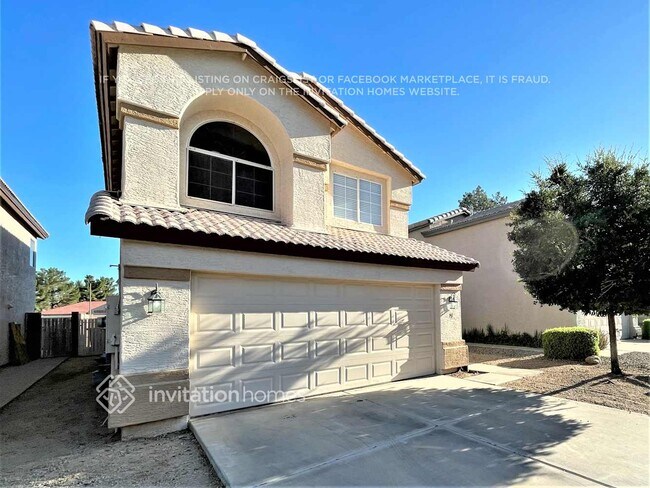 Foto del edificio - 3719 E Inverness Ave