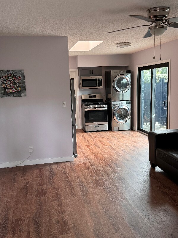 Primary Photo - 1604 SE 12th St