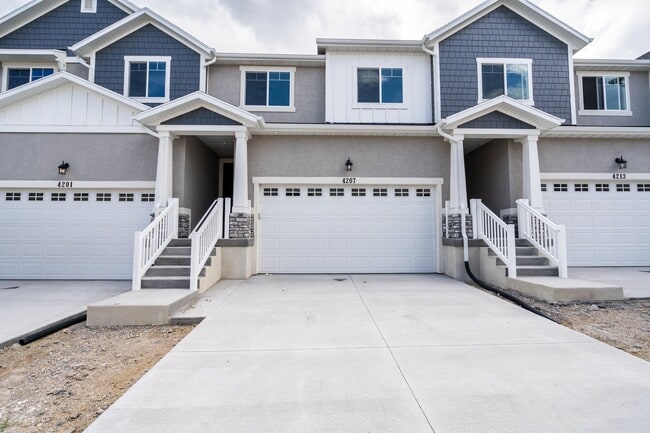 Building Photo - 4016 Big Horn Dr