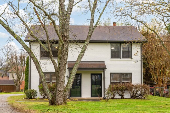 Building Photo - 509 Alexander Dr