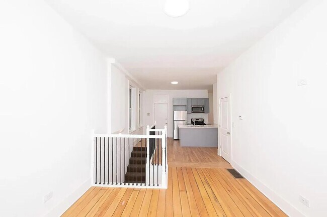 Foto del edificio - 1140 N Winchester Ave