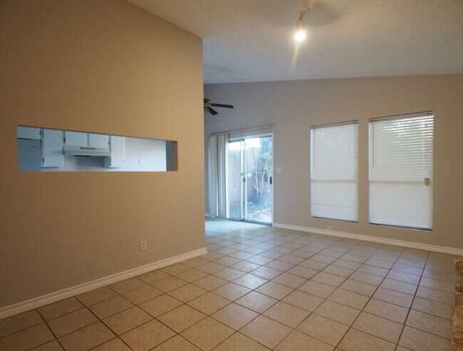 Building Photo - 1012 Fieldwood Dr