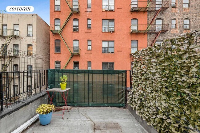 Building Photo - 529 W 150th St