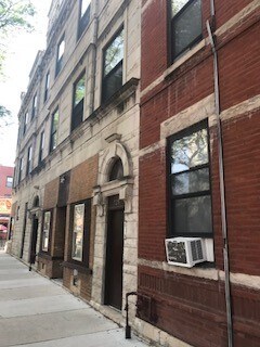 Foto del edificio - 1058 W Polk St