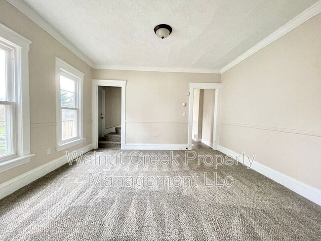 Building Photo - 1730-1730 E 30th St
