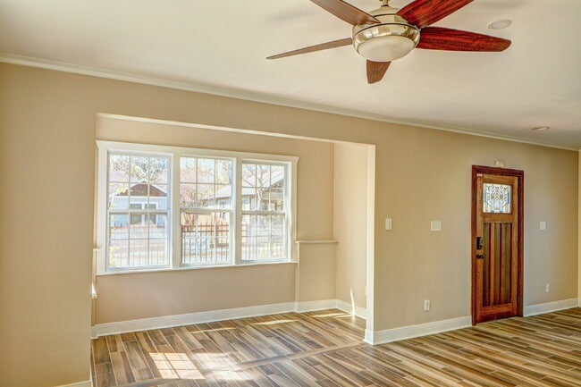 Building Photo - 610 Enid St