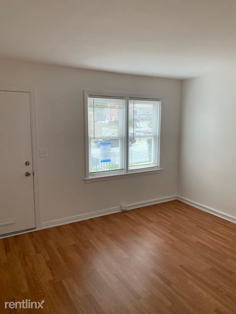 Building Photo - 2 br, 1 bath Townhome - 509 Seagull Ave