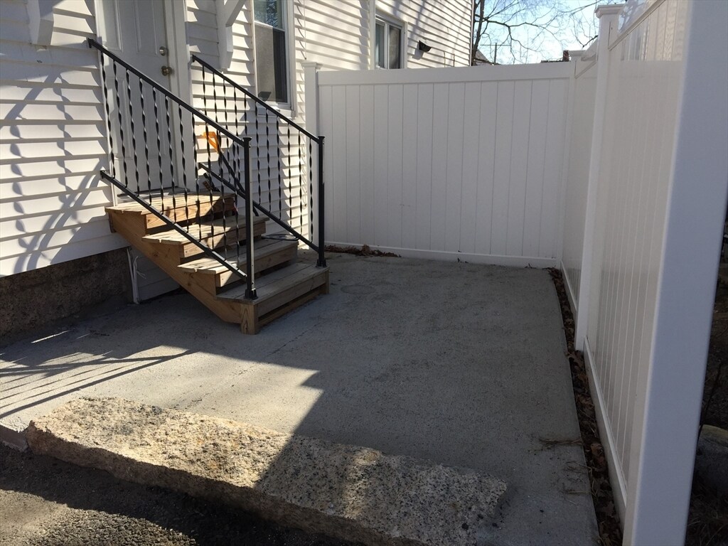 0 School St Unit 0, Milford, MA 01757 Room for Rent in Milford, MA