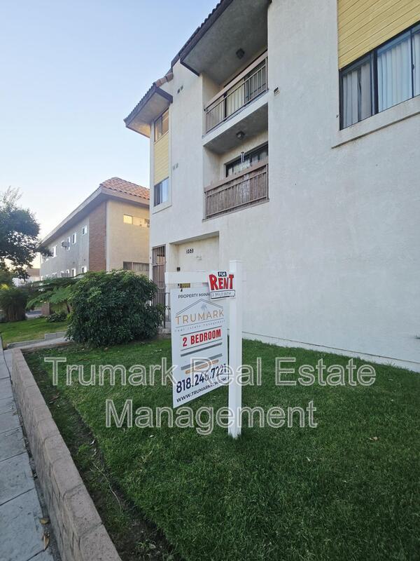 Foto del edificio - 553 E Orange Grove Ave