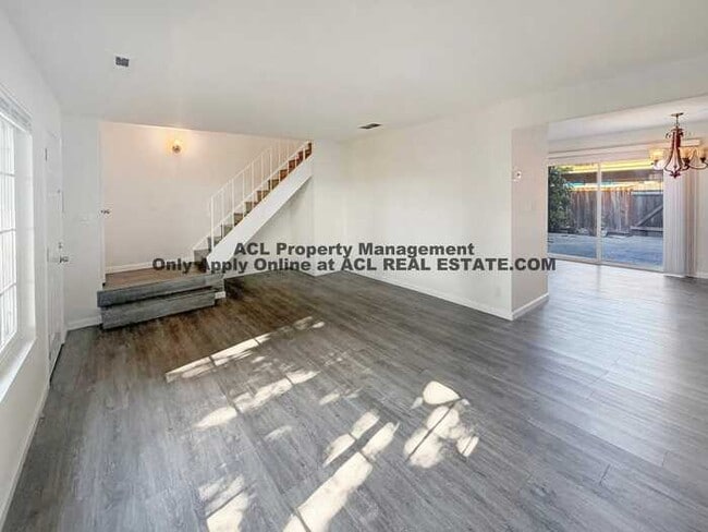 Foto del edificio - Spacious 3-Bedroom, 2-Bath Hayward Home | Prime 94545 Location