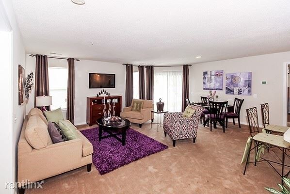 Foto principal - 2420 Bibury Ln