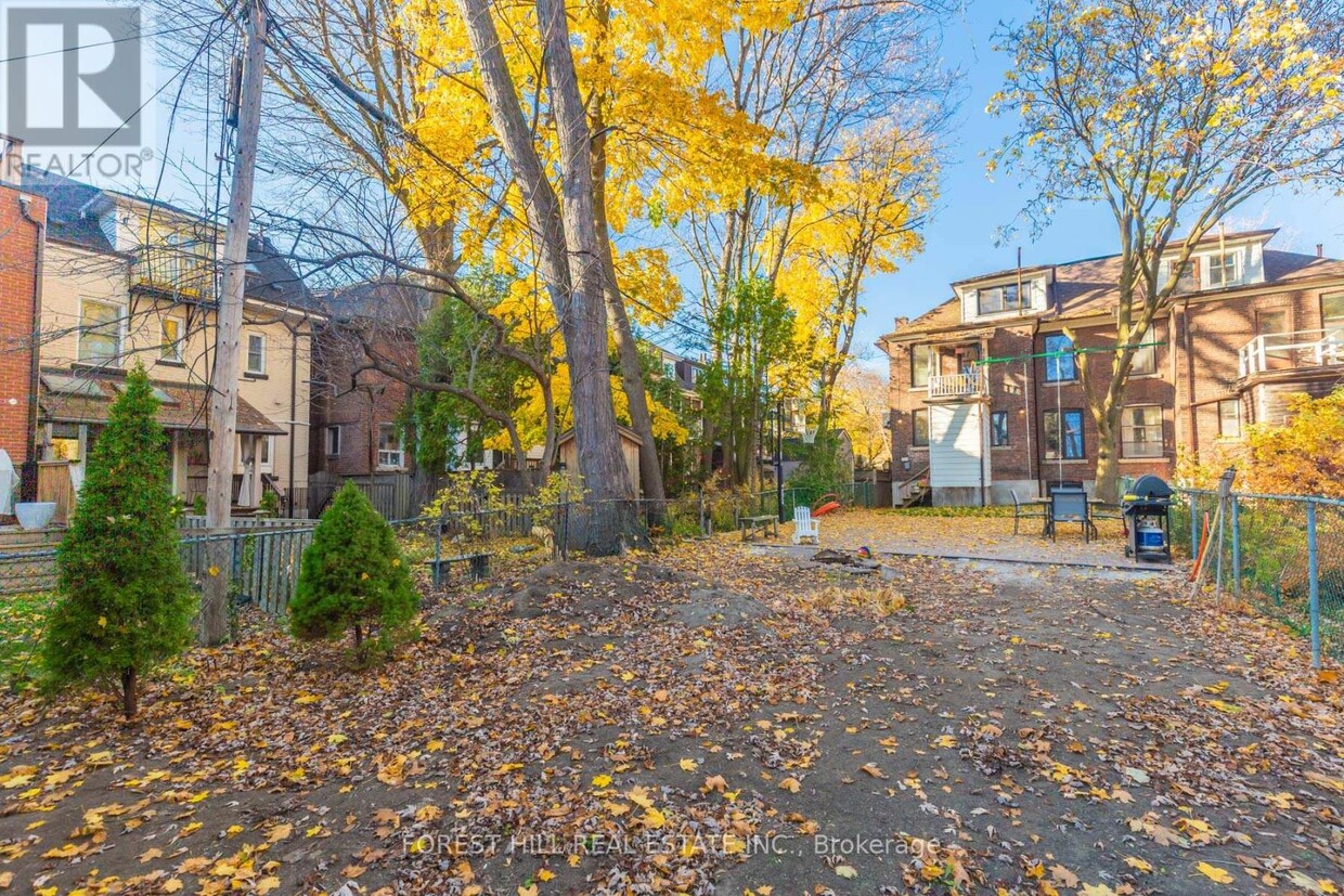 Primary Photo - 13 Barton Ave