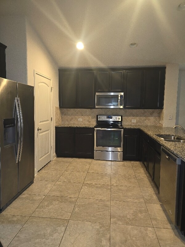 Foto del edificio - 10464 Dakota River