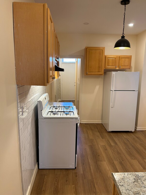 Building Photo - 406 Stuyvesant Ave