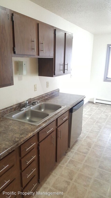 Primary Photo - 607 2nd St SW