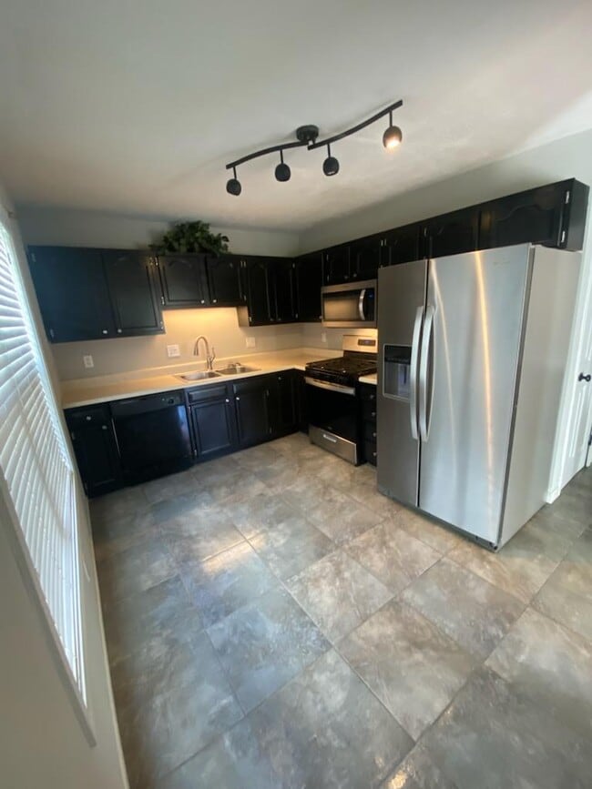 Cocina - 2702 Carrington Ln