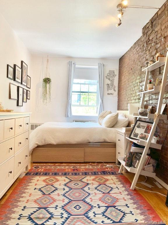 Foto principal - 349 W 29th St