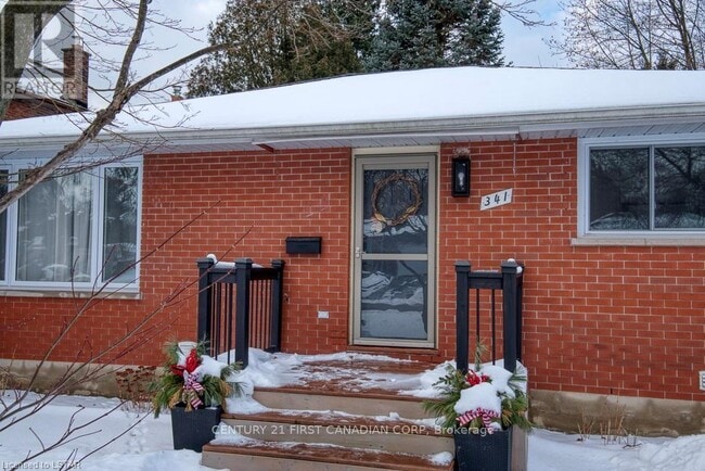 Building Photo - 341 Vesta Rd