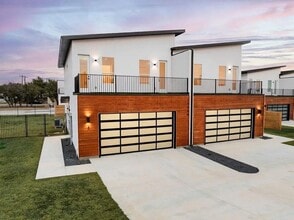 Building Photo - 21508 Twain Cove